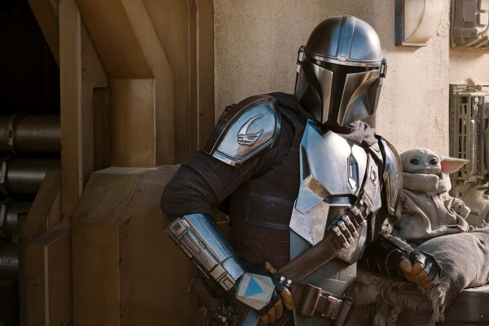 Pedro Pascal as Din Djarin in a still from The Mandalorian S2. (Disney+)