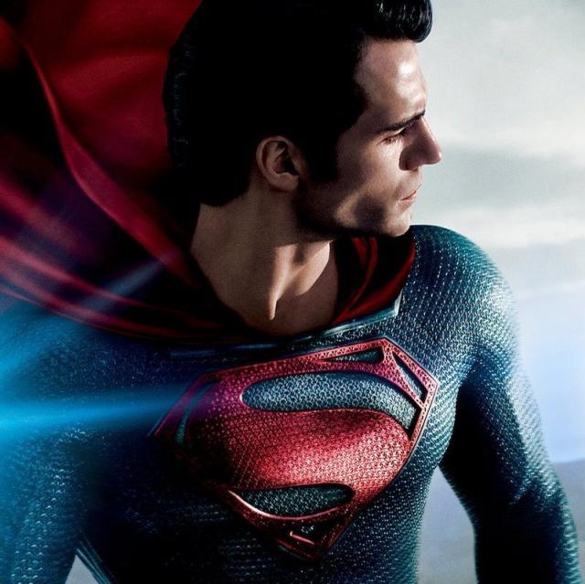 Quem poderia atuar como Superman para o DCEU?