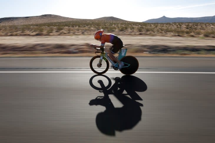 <span class="article__caption">Eric Engel of the United States competes on the bike during the 2021 IRONMAN World Championships on May 07, 2022 in St George, Utah.</span> (Photo: Sean F. Haffey/Getty Images)