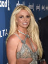 <p>Britney Spears llegó así a la gala de los Premios GLAAD, pero sus fans criticaron su ajustadísimo vestido y le vieron el rostro cansado y muy envejecida. Y muchos hasta repararon en sus piernas/Getty Images </p>