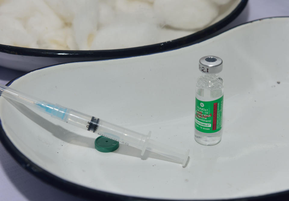 A syringe and a Covishield vaccine vial are seen on a plate at the Urban Primary Health Centre in Kolkata on Jan. 19<span class="copyright">Sumit Sanyal—SOPA Images/Shutterstock</span>