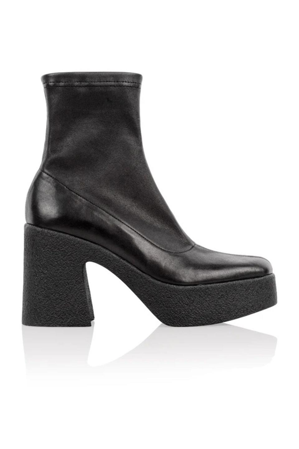 17) Empire Platform Boot