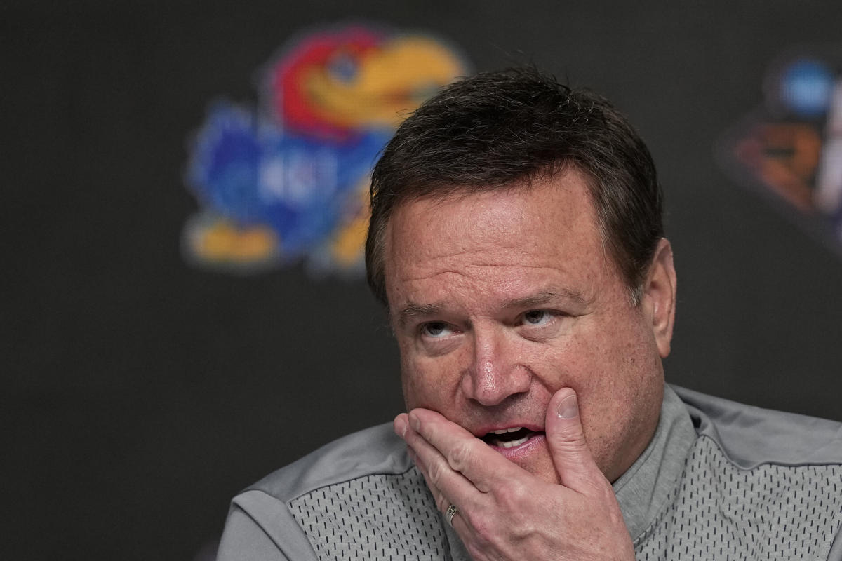 Kansas basketball finally gives up on its 'Victim Jayhawks' routine [Video]