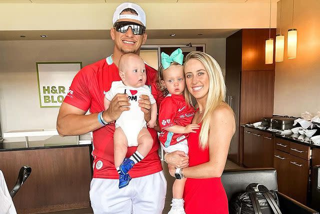 Patrick Mahomes' Mom Celebrated Wedding With Cute Throwback Pic