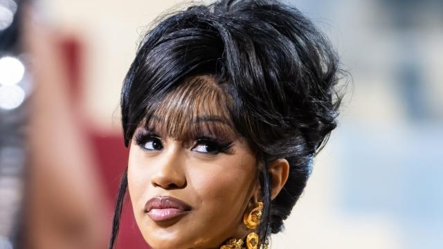 Cardi B Shows Off Face Tattoo