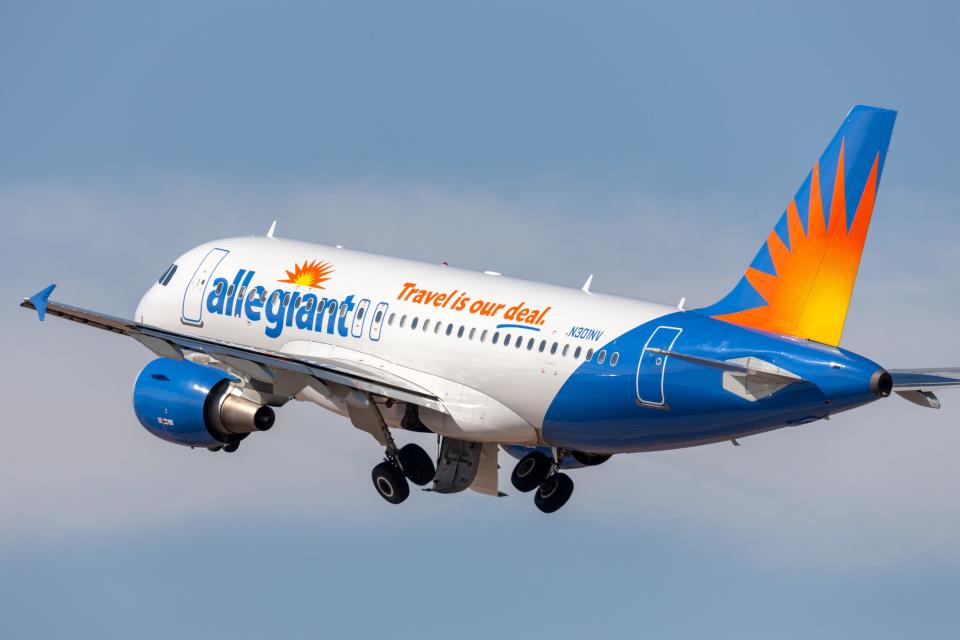 Allegiant Air Airbus A320