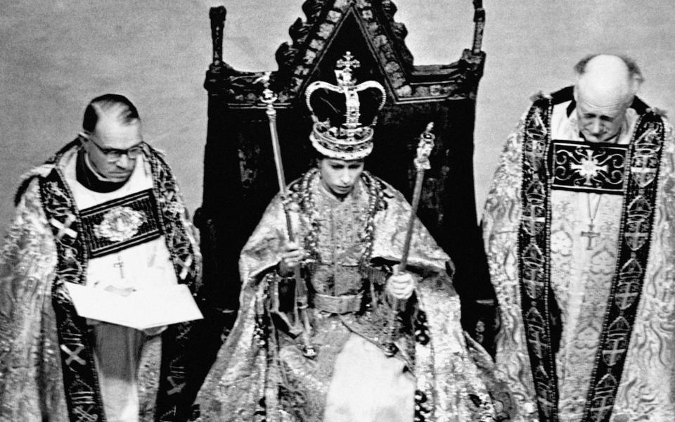 Queen Elizabeth II wearing the St Edward's Crown