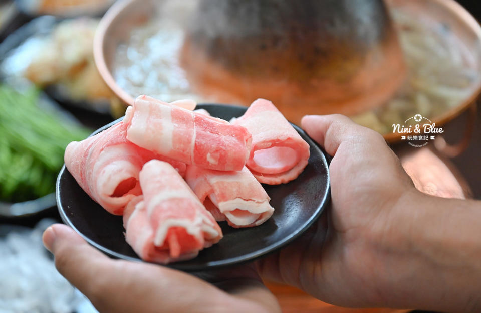 台中太平｜爸爸酸菜白肉鍋