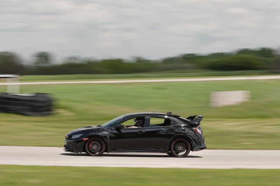 View Photos of Our Long-Term 2019 Honda Civic Type R