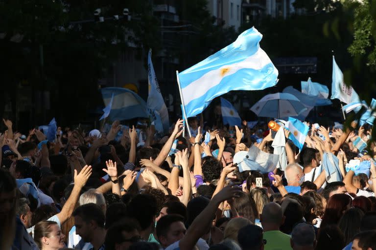 La gente escuchó el mensaje de la selección y salió a decir que creía en él