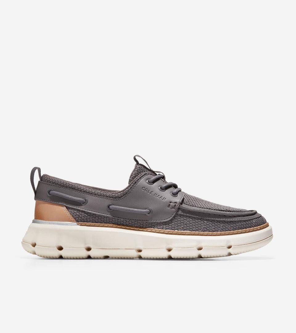 <p><a href="https://go.redirectingat.com?id=74968X1596630&url=https%3A%2F%2Fwww.colehaan.com%2Fmens-4.zerogrand-regatta-boat-shoe%2FC36561.html&sref=https%3A%2F%2Fwww.menshealth.com%2Fstyle%2Fg20662311%2Fbest-boat-shoes%2F" rel="nofollow noopener" target="_blank" data-ylk="slk:Shop Now;elm:context_link;itc:0;sec:content-canvas" class="link ">Shop Now</a></p><p>4.ZERØGRAND Regatta Boat Shoe</p><p>$109.95</p><p>colehaan.com</p>