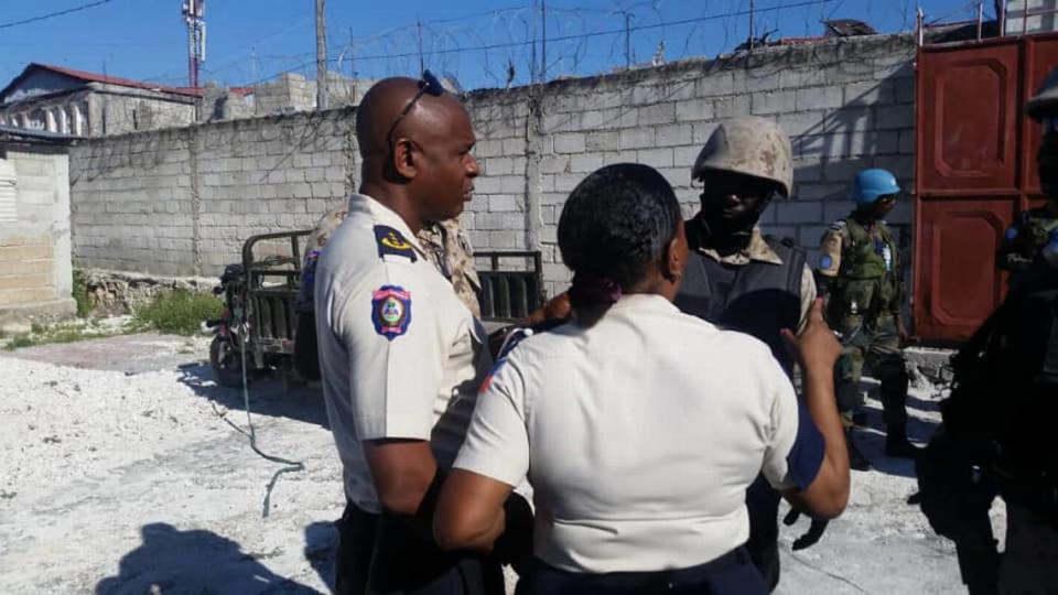 In late 2018, Haiti National Police, with help of its community police officers, gained access to the Village de Dieu, Village of God, slum in Port-au-Prince. During the police’s two months presence, they held a mobile medical clinic. Since then, police have lost control of the slum, which today is a kidnapper’s lair.