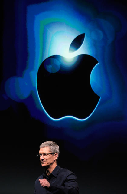 New Apple CEO Tim Cook Introduces iPhone 4s