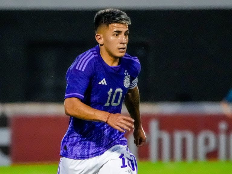 Thiago Almada es el capitán de la selección argentina Sub 23 que compite en el Preolímpico