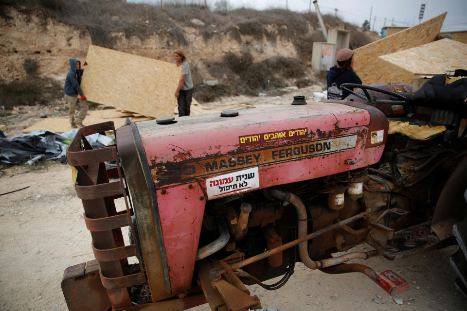 Life in Israeli settlements