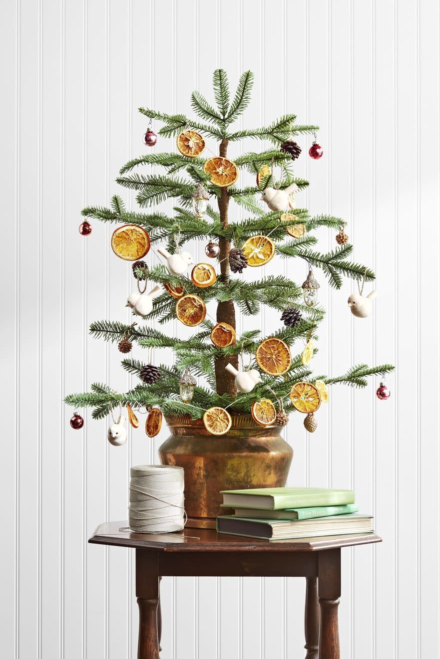 Decorate a Tree With Citrus