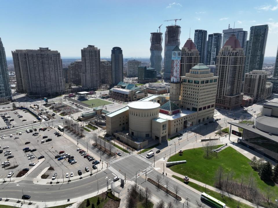 Federal government promises the City of Mississauga $112.9M from Housing Accelerator Fund (HAF) to build more than 3,000 homes in next three years.