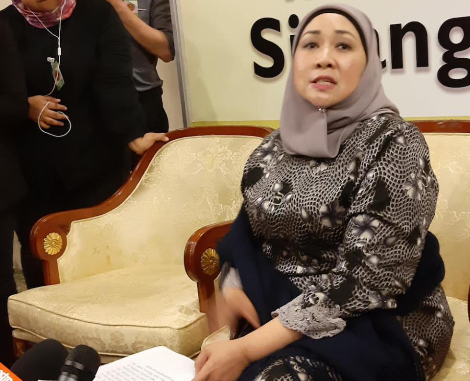 Datuk Sharifah Hasidah Sayeed Aman Ghazali said there is nothing to be happy about with the offer mentioned by Prime Minister Tun Dr Mahathir Mohamad that the federal government intended to sell stakes in Petronas to Sarawak and Sabah. — Picture by Sulok Tawie