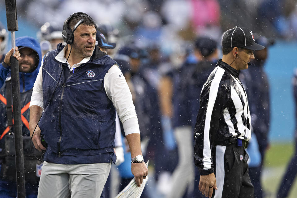 NASHVILLE, TENNESSEE - NOVEMBER 21:  Head Coach Mike Vrabel of the Tennessee Titans throws talks with a official during a game against the Houston Texans at Nissan Stadium on November 21, 2021 in Nashville, Tennessee.  The Texans defeated the Titans 22-13.  (Photo by Wesley Hitt/Getty Images)