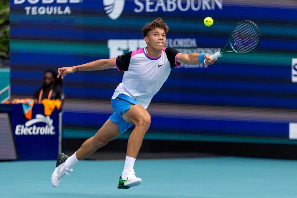 Darwin Blanch (USA) returns the ball to Tomas Machac (CZE) during a Miami Open match at Hard Rock Stadium in Miami Gardens on Wednesday, March 20, 2024.