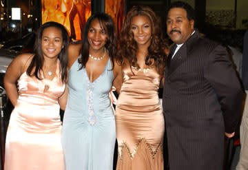 Ashanti and family at the Hollywood premiere of Paramount Pictures' Coach Carter