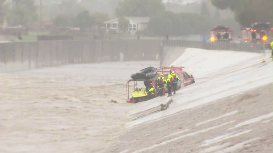 Rescuers respond to Los Angeles River for possible swift water rescue