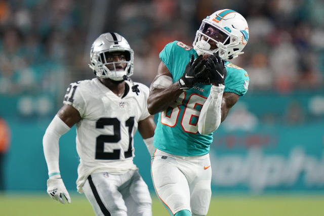 Dolphins elevate S Verone McKinley, WR Braylon Sanders for Week 8