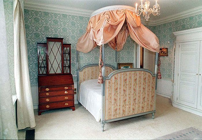 prince charles camilla bedroom blue