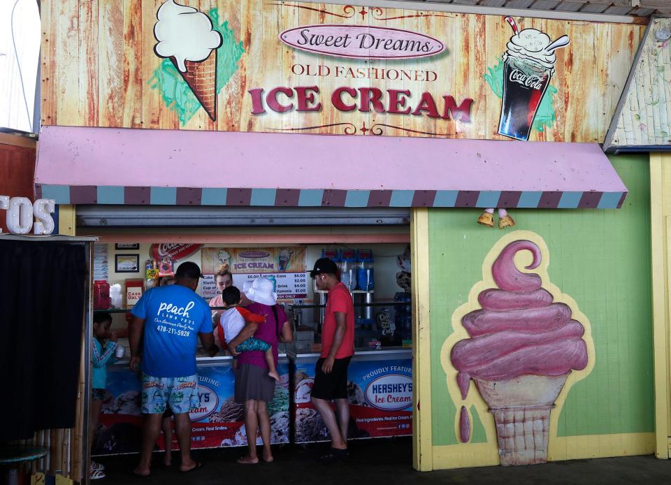 Visitors stop for a treat on the Tybee Island Pier.