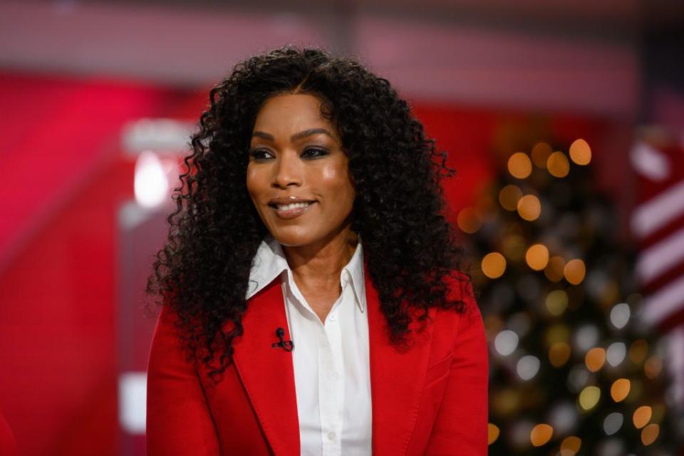 Angela Bassett