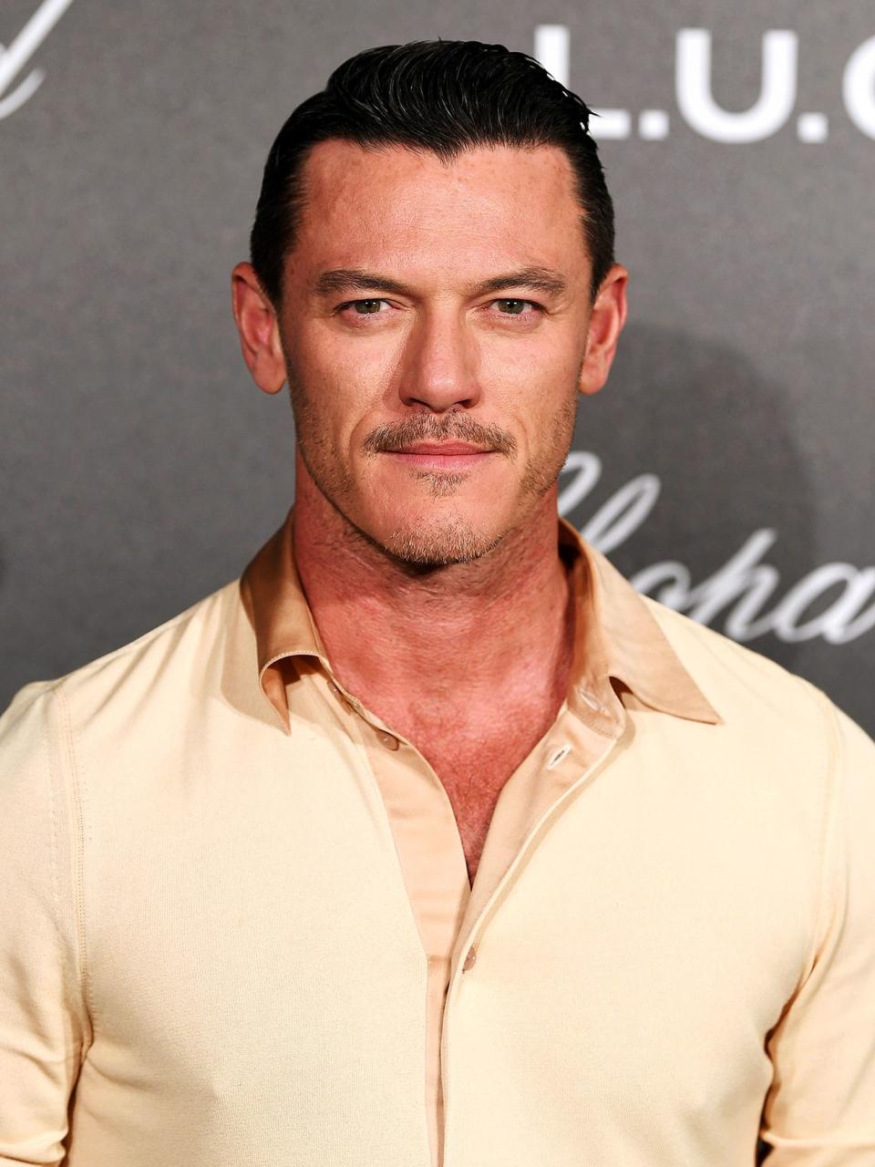 Luke Evans's Subtle Facial Hair