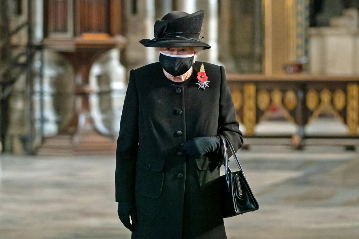 Queen Elizabeth attends a ceremony in London's Westminster Abbey to mark the centenary of the burial of the Unknown Warrior, in Britain November 4, 2020. Picture taken November 4, 2020. Aaron Chown/Pool via REUTERS     TPX IMAGES OF THE DAY