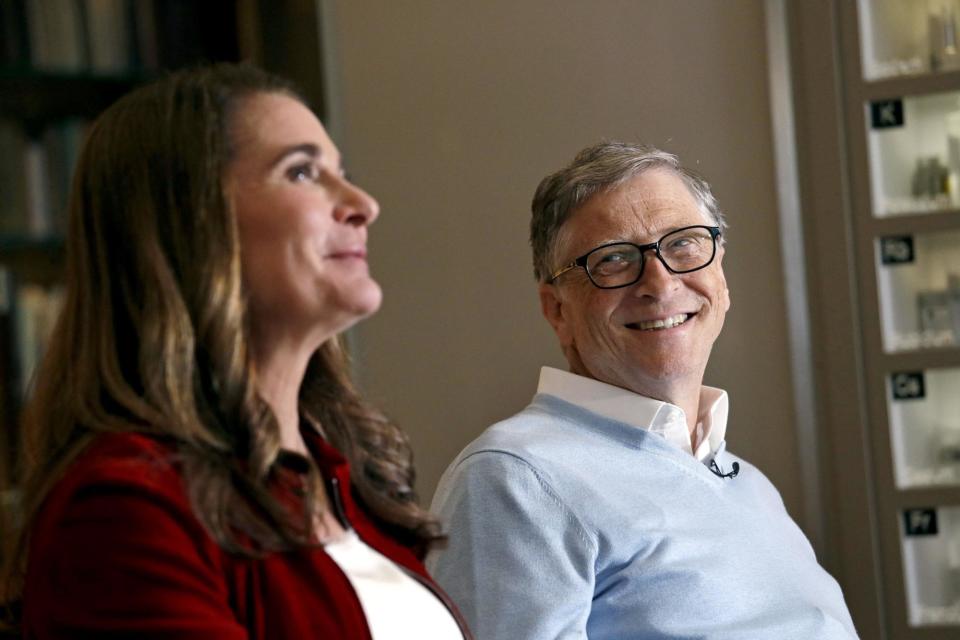 Bill Gates, Alexandria Ocasio-Cortez