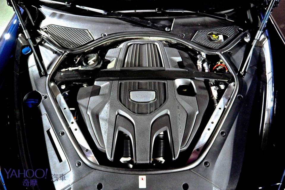 Porsche Panamera陣容再擴充！油電E-Hybrid及長軸Executive車型抵台上陣