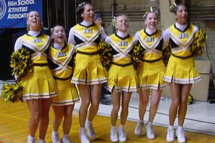 Fittingly, Mitchell Kernels cheerleaders wear yellow — South Dakota Public Broadcasting