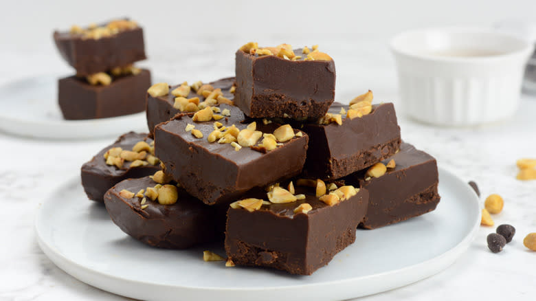 Chocolate Peanut Butter Keto Fudge