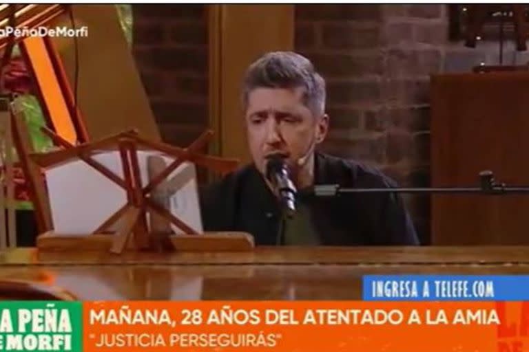 "Justicia perseguirás", es el nombre del tema que Jey Mammon compuso en homenaje a las víctimas del atentado a la AMIA - Créditos: @Captura Telefe