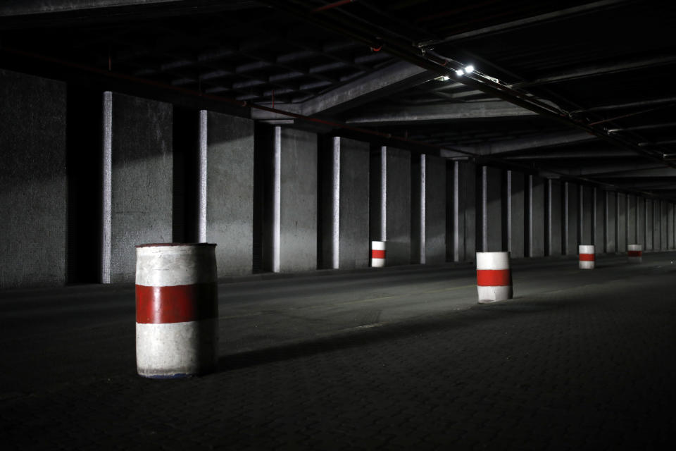 The basement entrance of the Central Bus Station on April 2. (Photo: Corinna Kern/Reuters)