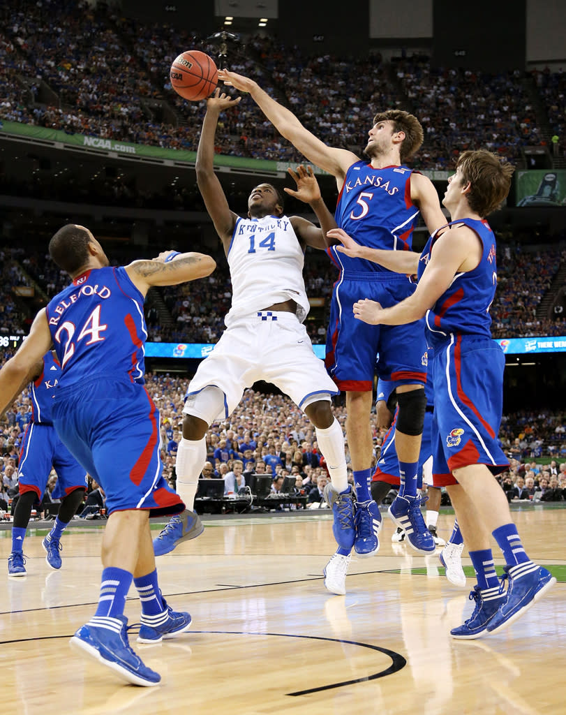 Jeff Withey #5 of the Kansas Jayhawks blocks a shot from Michael Kidd-Gilchrist #14 of the Kentucky Wildcats in the National Championship Game of the 2012 NCAA Division I Men's Basketball Tournament at the Mercedes-Benz Superdome on April 2, 2012 in New Orleans, Louisiana. (Photo by Ronald Martinez/Getty Images)