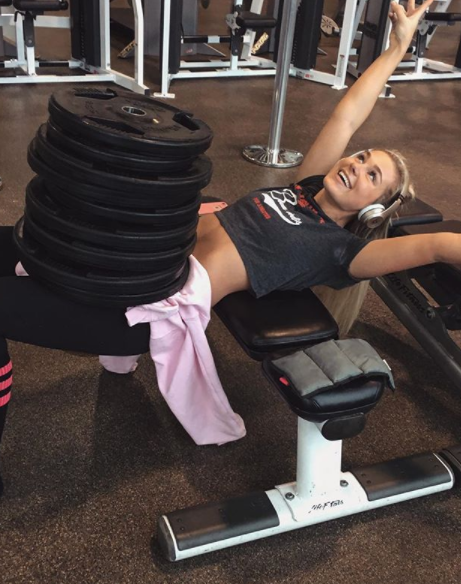 Daisy works out nearly every day, and varies her exercises between weights-based training and cardio. Photo: Instagram/destinystephensfit