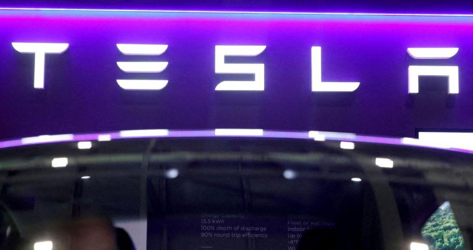 Tesla受惠內地「解禁令」　股價單日升15%市值一夜增950億美元