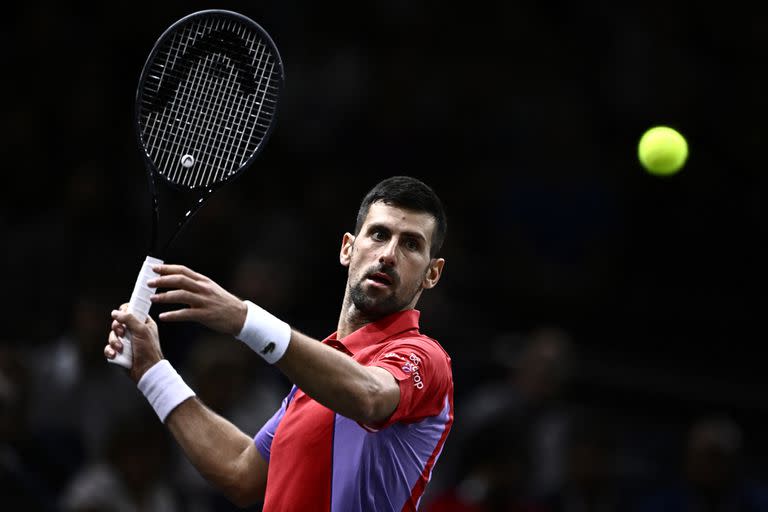 Novak Djokovic, en busca de llegar a otra final en París