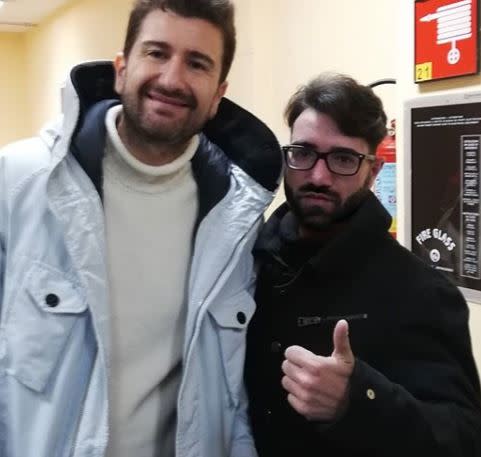 Vito Molaro (a destra) con il collega Alessandro Siani. Fonte: Instagram