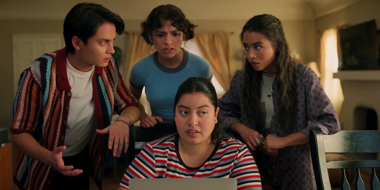 freeridge l to r tenzing trainor as cameron, bryana salaz as ines, keyla monterroso mejia as gloria, ciara riley wilson as demi in episode 108 of freeridge cr courtesy of netflix © 2022