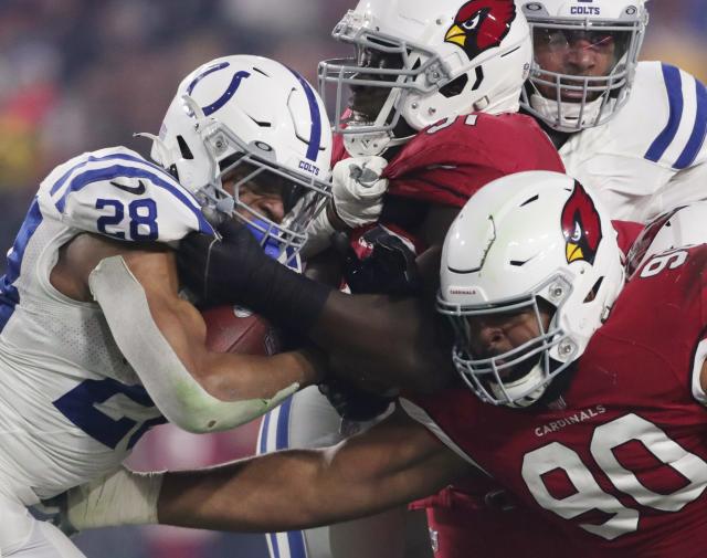 Live updates: Depleted, battered Colts beat Cardinals