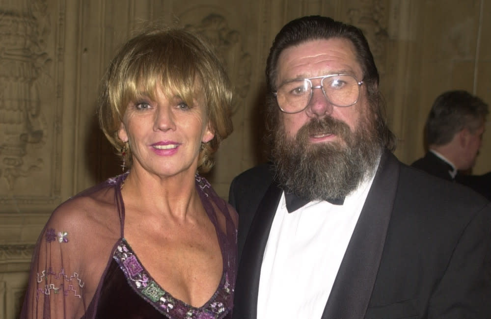 ‘The Royle Family’ stars Ricky Tomlinson and Sue Johnston are joining ‘Celebrity Gogglebox’ credit:Bang Showbiz