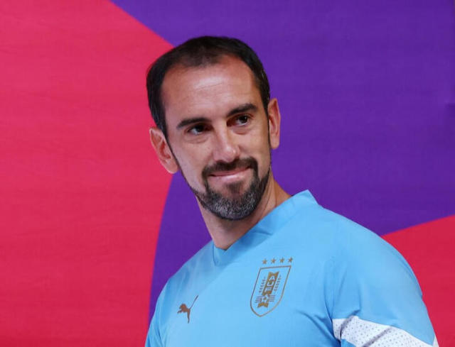 Diego Godín se retira tras 20 años de carrera. Disputó cuatro mundiales con  Uruguay - Los Angeles Times