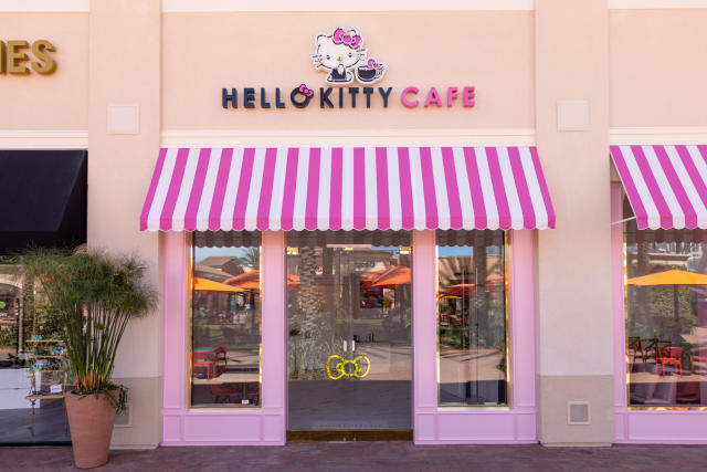 Hello Kitty Cafe Pop-Up Truck Returns to Southern California – NBC Los  Angeles