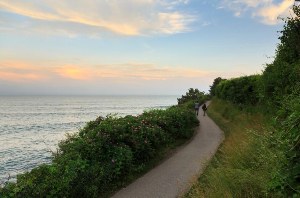 Cliff Walk path in summer, Newport, Rhode Island, USA.