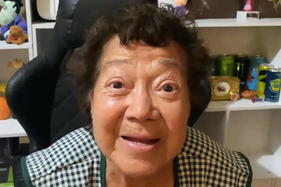 Abuelita supera depresión gracias a Free Fire y ya es un éxito en YouTube y TikTok